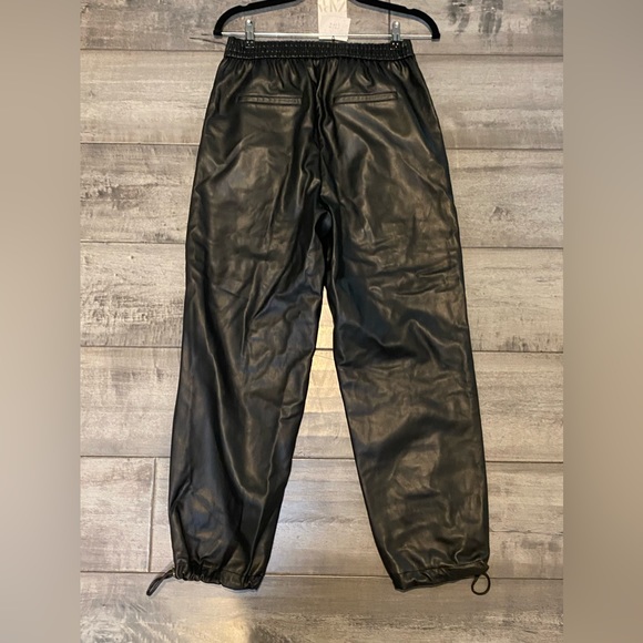 NWT Zara Faux Leather Balloon Joggers. Color Black. Size Medium. - Picture 11 of 14